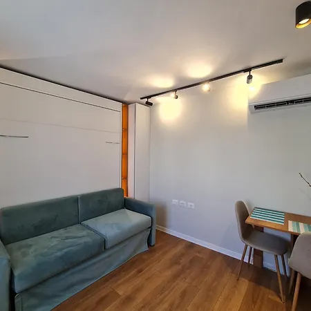 Adore - Modern * Tirana